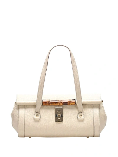 Pre-owned Gucci Bamboo Bullet Shoulder Bag In White