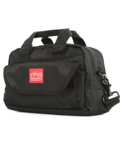 Shop Manhattan Portage Flight Nylon Lenox Shoulder Bag In Black