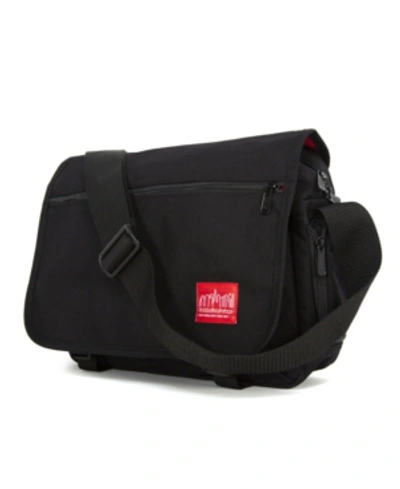 Shop Manhattan Portage Delancy Shoulder Bag In Black