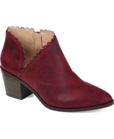 Journee Collection Womens Tessa Stacked Heel Booties In Wine