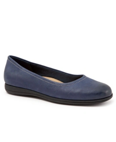 Shop Trotters Darcey Flat Women's Shoes In Navy