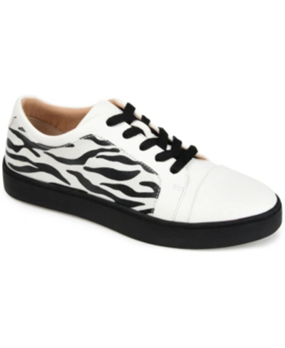 Shop Journee Collection Women's Taschi Sneakers In White