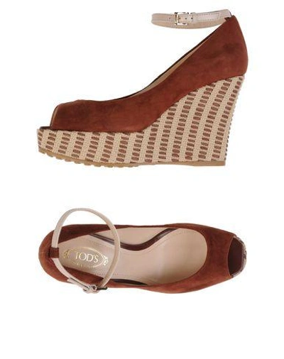 Shop Tod's Pump In Cocoa
