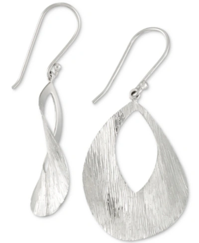 Shop Simone I. Smith Twisted Oval Disc Drop Earrings In Sterling Silver