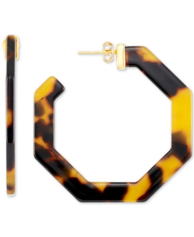 Shop Simone I. Smith Medium Hexagon Tortoise Shell-look Lucite Hoop Earrings In 18k Gold-plated Sterling Silver In Brown