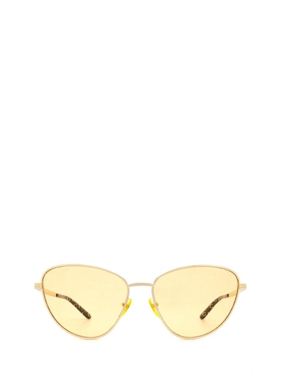 Shop Gucci Eyewear Cat In Gold