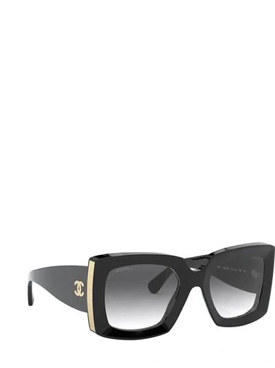 Pre-owned Chanel Rectangle Framed Sunglasses In Black