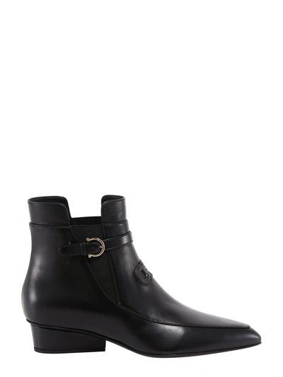 Shop Ferragamo Salvatore  Gancini Low Heeled Boots In Black