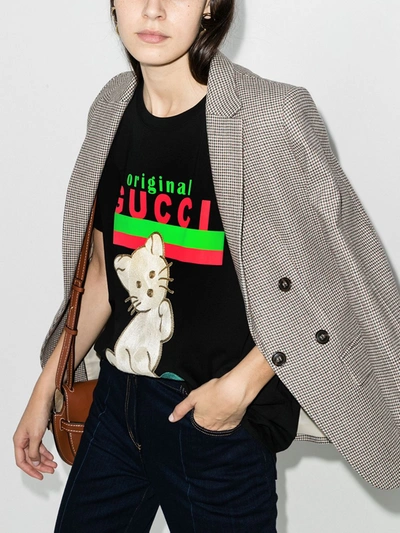 Shop Gucci Embroidered Cat Logo T-shirt In Black