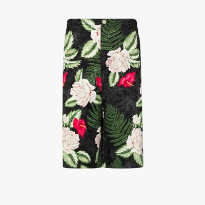 Shop Gucci Floral Print Shorts In Black