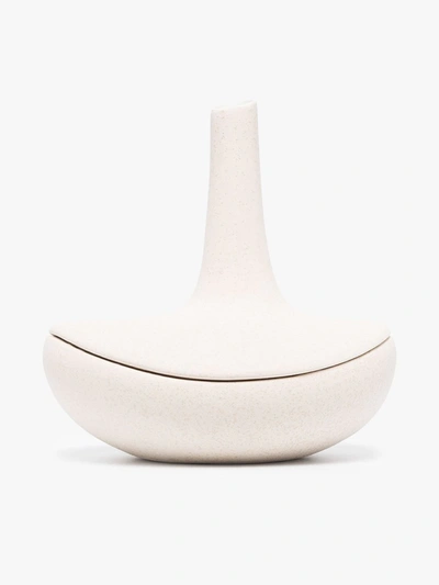 Shop Anissa Kermiche Vase Aus Keramik In Weiss