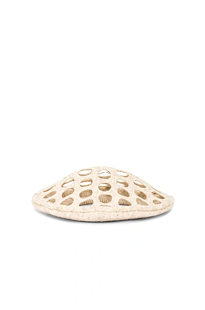 Shop Maison Margiela Hole Beret In Beige