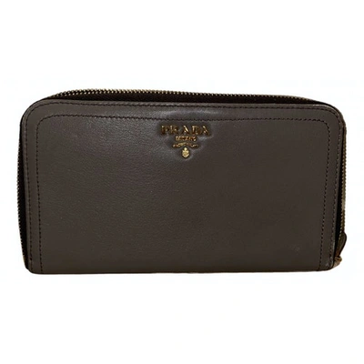 Pre-owned Prada Grey Leather Wallet