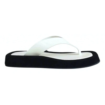 Pre-owned The Row Ginza White Leather Sandals