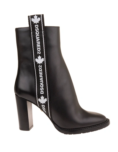 Shop Dsquared2 Black Woman Ankle Boot With  Tape In Tone In Nerobianco