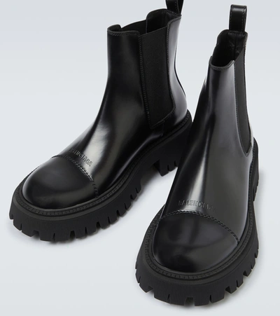 Balenciaga Tractor Bootie L20 Leather Boots In Black