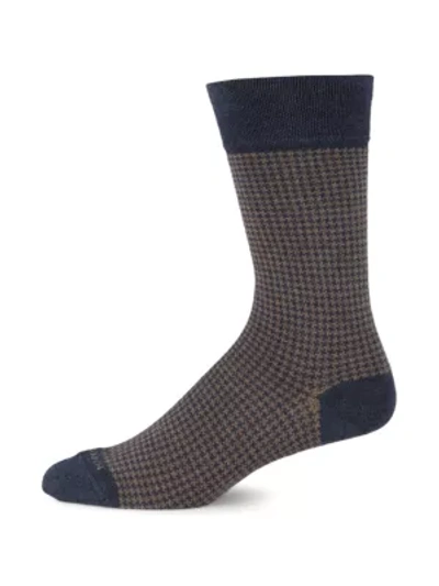 Shop Marcoliani Men's Houndstooth Cotton-blend Socks In Denim