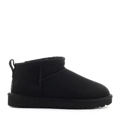 Ugg Round-headed Flat-bottomed Short Boots In Black