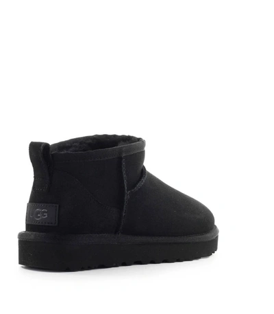 Ugg Round-headed Flat-bottomed Short Boots In Black