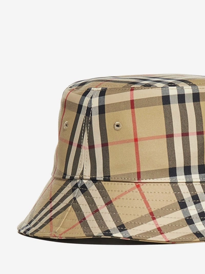 Shop Burberry Cappello In Cotone Con Stampa Vintage Check In Archive Beige