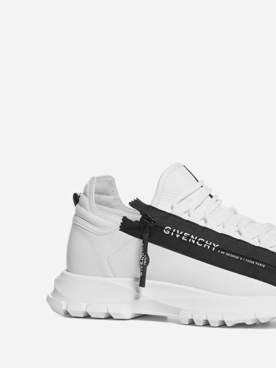 Shop Givenchy Sneakers Spectre In Pelle Con Zip-logo