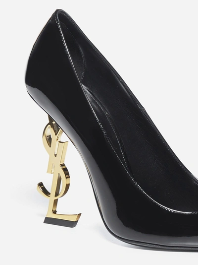 Shop Saint Laurent Pumps Opyum In Vernice Con Monogramma In Black