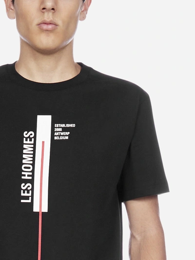 Shop Les Hommes T-shirt Vertical Line Logo In Cotone