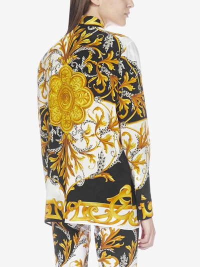 Shop Versace Camicia In Seta Con Stampa Barocco Acanthus In White - Black - Gold