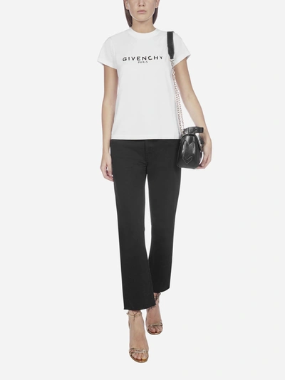 Shop Givenchy T-shirt In Cotone Con Logo In White