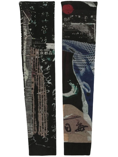 Shop Yohji Yamamoto Stulpen Mit Grafischem Print In Black