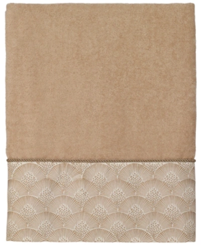 Avanti Deco Shells Bordered Cotton Bath Towel, 27" X 50" In Rattan