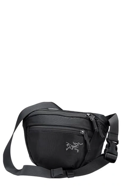 Shop Arc'teryx Mantis 2 Belt Bag In Black