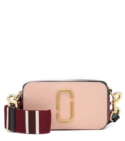 Shop Marc Jacobs The Snapshot Leather Shoulder Bag In Pink