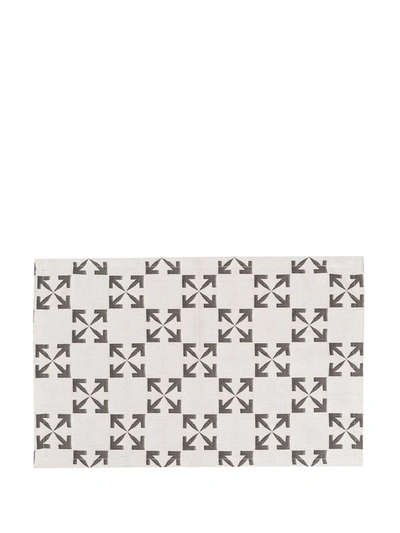 Shop Off-white Arrows Pattern Table Mat Set In Grey