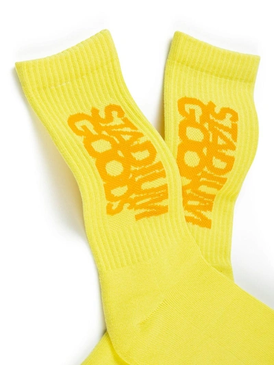 Stadium Goods Logo Embroidered Socks In Yellow