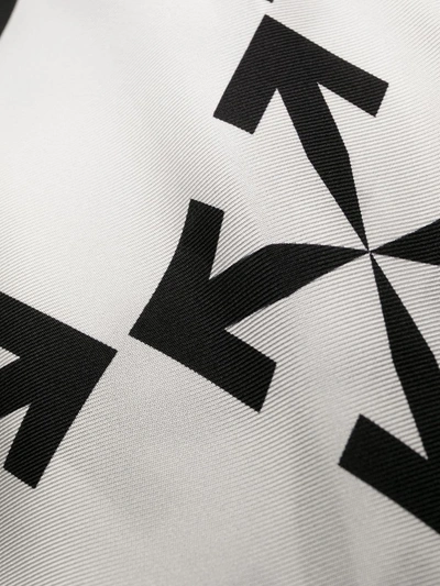 Shop Off-white Arrows Print Robe In White