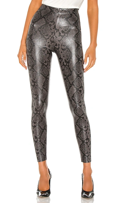 Commando Reptile Embossed Faux Leather Leggings In Gray Snake