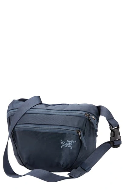 Shop Arc'teryx Mantis 2 Belt Bag In Exosphere