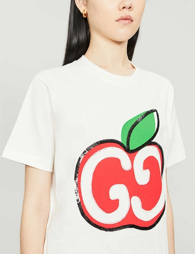 Shop Gucci Gg Apple-print Embellished Cotton-jersey T-shirt In Pink+lady+mc