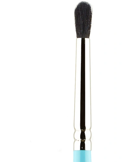 Mykitco. 1.20 Pro My Precise Crease Brush