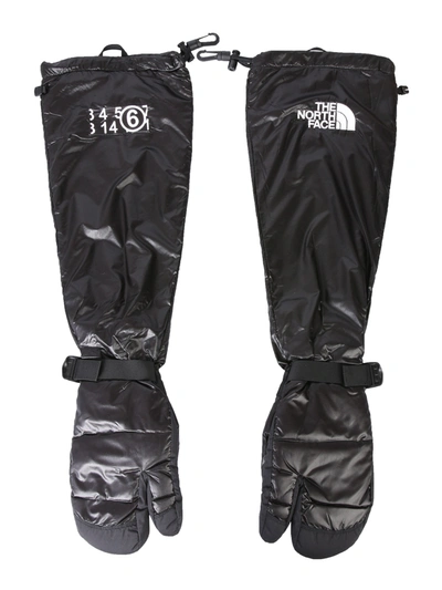 Shop Mm6 Maison Margiela Tabi Expedition Mittens In Black