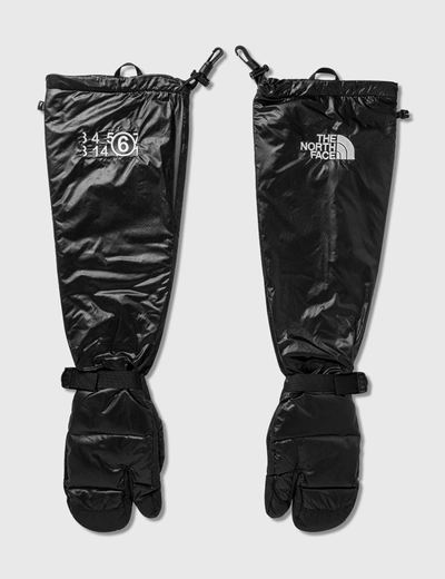 Shop Mm6 Maison Margiela X The North Face Tabi Expedition Mitt Gloves In Black