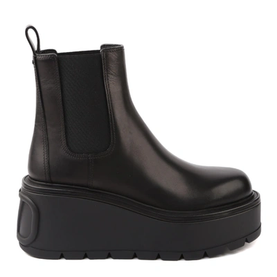 Shop Valentino Black Uniqueform Leather Ankle Boot