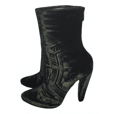 Pre-owned Balmain Velvet Ankle Boots In Black