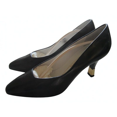 Pre-owned Bruno Magli Leather Heels In Black