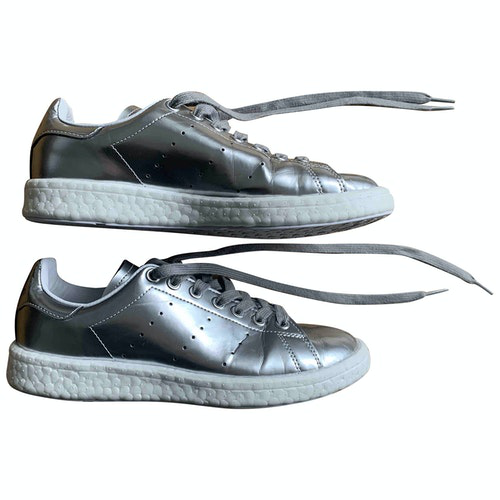 silver stan smith trainers