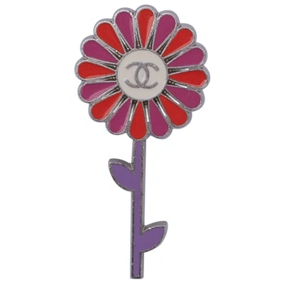 Pre-owned Chanel Cc Pink Metal Pins & Brooches