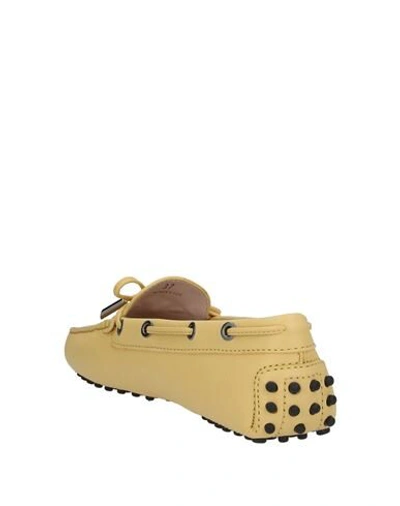Tod's Gommino Driving Loafers In Light Yellow