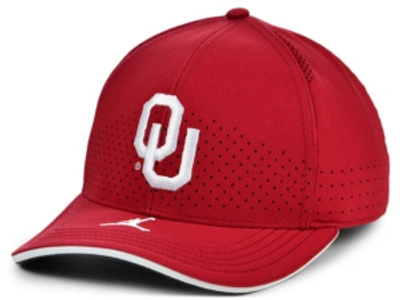 Shop Nike Oklahoma Sooners Sideline Aero Flex Cap In Crimson