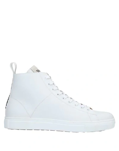 Shop Vivienne Westwood Sneakers In White